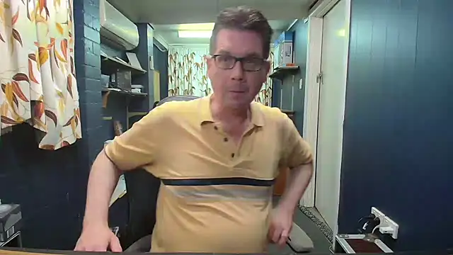 tilobinder online show from 11-25-25, 02:06