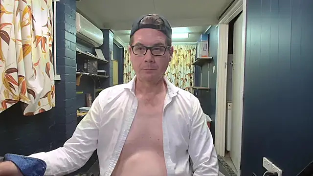 tilobinder online show from 01-09-26, 03:19