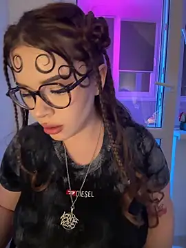 CutiePie3 online show from 02-06-26, 09:22