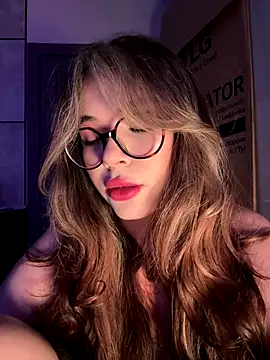 CutiePie3 online show from 09-18-25, 11:30