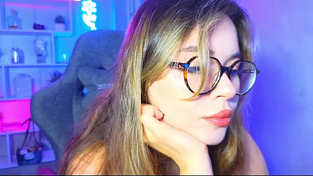 CutiePie3 online show from 10-05-25, 05:25