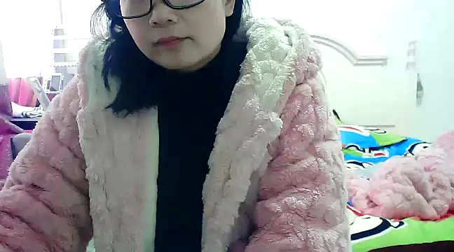 Snapshot of CN-Xiaoxi chatting on 02-27-25, 12:25 CN-Xiaoxi online show from 02-27-25, 12:25