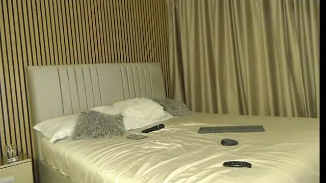 Halie May online show from 03-22-26, 04:30