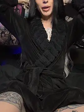 MissMidnightUK online show from 03-17-26, 12:13