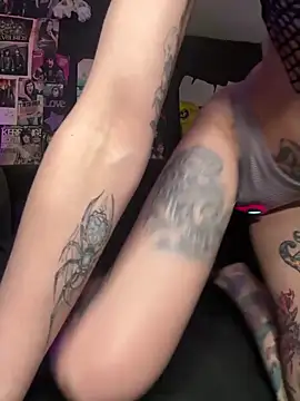 MissMidnightUK online show from 03-15-26, 09:33