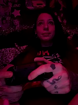 MissMidnightUK online show from 12-03-25, 12:23