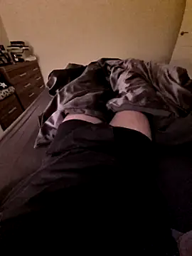 Snapshot of realityyshowww chatting on 12-10-24, 05:33 realityyshowww online show from 12-10-24, 05:33