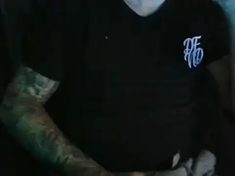 Snapshot of realityyshowww chatting on 11-13-25, 07:51 realityyshowww online show from 11-13-25, 07:51