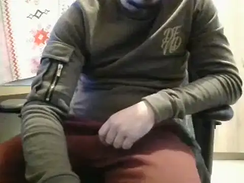 Snapshot of realityyshowww chatting on 01-08-25, 03:07 realityyshowww online show from 01-08-25, 03:07