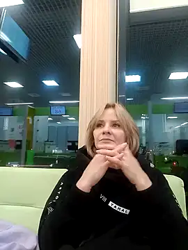 Milen Milf online show from 12-13-24, 01:33