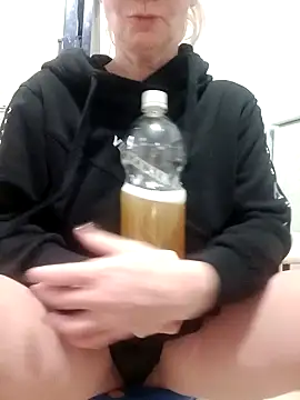 Milen Milf online show from 01-24-25, 09:47