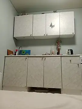 Milen Milf online show from 03-04-25, 05:56