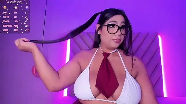 SussieRogers online show from 11-03-25, 01:04