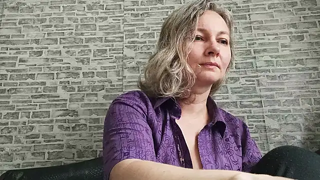 EdithManning online show from 11-10-25, 06:29