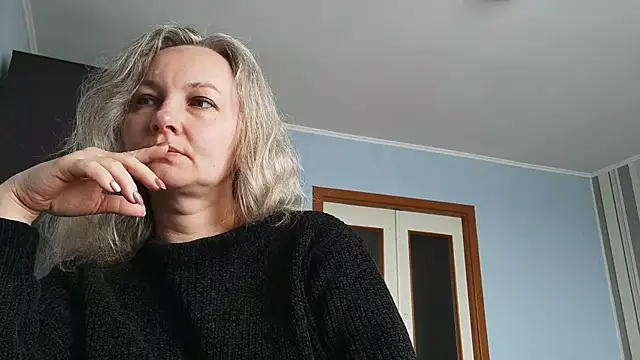 EdithManning online show from 04-30-26, 05:14