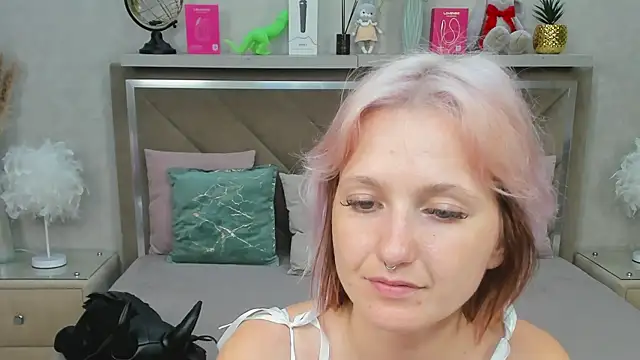 MiaKarlos online show from 07-19-26, 01:25