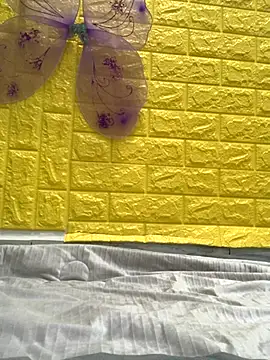 abyusif101099 online show from 11-30-25, 07:53