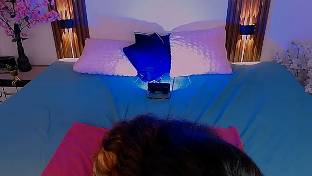 AmyHE online show from 02-07-26, 10:45