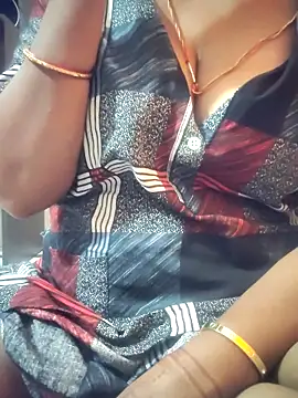 Hot-Anuska online show from 10-31-25, 07:21