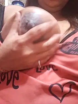 Hot-Anuska online show from 12-17-25, 02:22