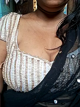 Hot-Anuska online show from 03-13-25, 04:38