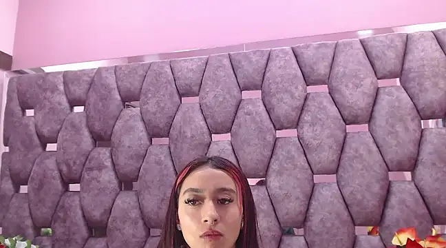 Snapshot of Miaa_Thopmson chatting on 12-12-24, 06:14 Miaa Thopmson online show from 12-12-24, 06:14