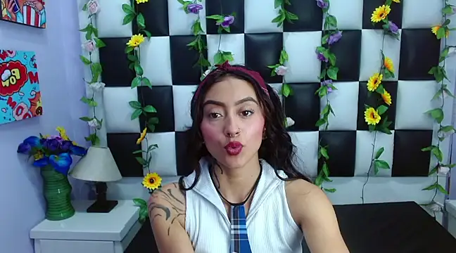 Snapshot of Miaa_Thopmson chatting on 03-14-25, 03:58 Miaa Thopmson online show from 03-14-25, 03:58