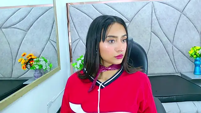 Snapshot of Miaa_Thopmson chatting on 10-15-25, 03:42 Miaa Thopmson online show from 10-15-25, 03:42
