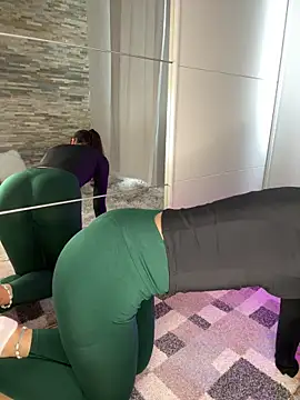 LeonieLindner online show from 01-12-25, 12:23