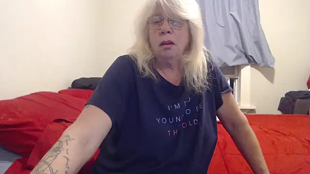 canadiancougar1965 online show from 12-04-24, 11:19