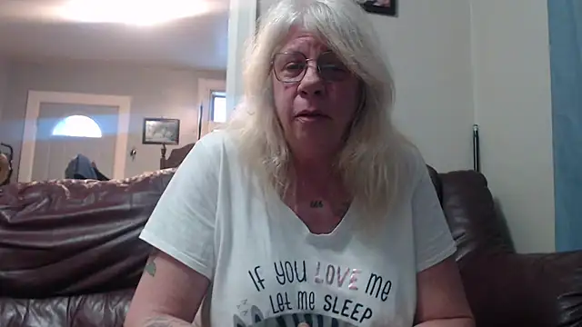 canadiancougar1965 online show from 02-16-25, 10:22