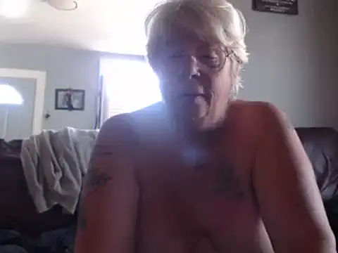 canadiancougar1965 online show from 09-21-25, 02:11