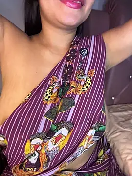 Snapshot of shara_queen1 chatting on 07-23-26, 02:42 shara queen1 online show from 07-23-26, 02:42