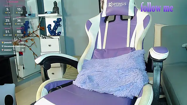 zoey-fox online show from 03-13-25, 05:00