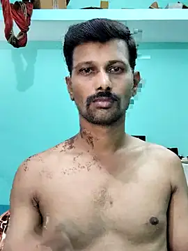 Snapshot of Tamildickxxx chatting on 12-23-24, 04:01 Tamildickxxx online show from 12-23-24, 04:01