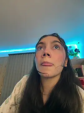 Snapshot of SOY_LUPE chatting on 03-15-25, 12:36 SOY LUPE online show from 03-15-25, 12:36