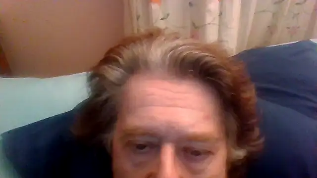 Snapshot of frankie7inch chatting on 07-19-26, 12:30 frankie7inch online show from 07-19-26, 12:30