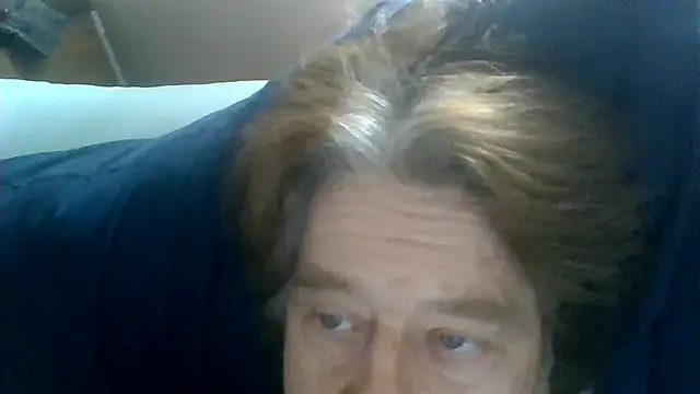 Snapshot of frankie7inch chatting on 06-21-26, 04:13 frankie7inch online show from 06-21-26, 04:13