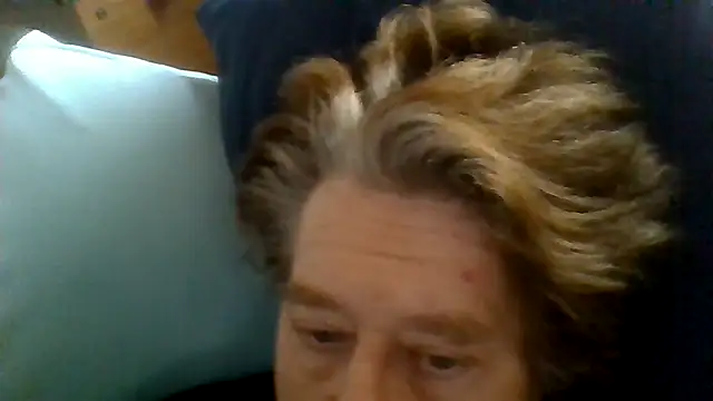Snapshot of frankie7inch chatting on 07-14-26, 04:02 frankie7inch online show from 07-14-26, 04:02