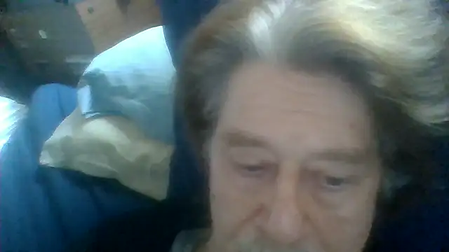 Snapshot of frankie7inch chatting on 07-09-26, 01:32 frankie7inch online show from 07-09-26, 01:32