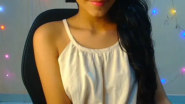 Snapshot of Chandani-Love chatting on 06-11-26, 02:03 Chandani-Love online show from 06-11-26, 02:03