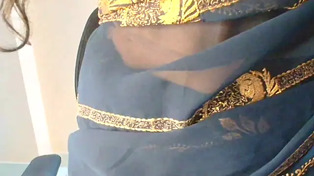 Snapshot of Chandani-Love chatting on 05-06-26, 05:33 Chandani-Love online show from 05-06-26, 05:33