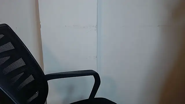 Snapshot of Snappy_girl chatting on 05-05-26, 02:25 Snappy girl online show from 05-05-26, 02:25