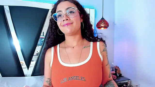 antonelllepiercee online show from 03-17-25, 02:34