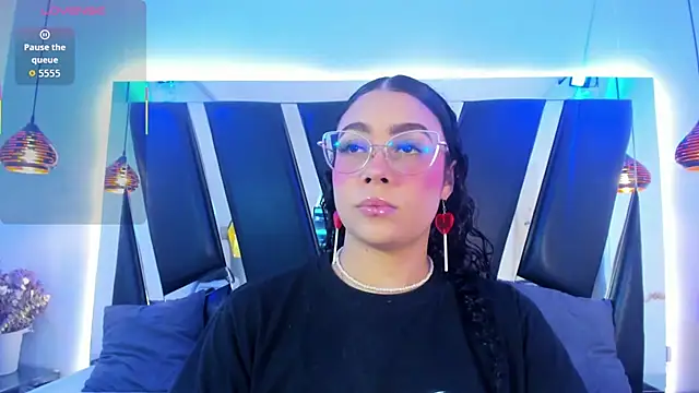 antonelllepiercee online show from 11-06-25, 11:03