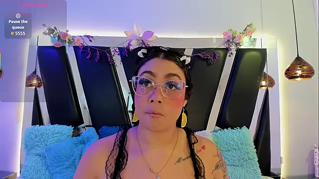 antonelllepiercee online show from 04-08-26, 11:12