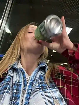 LadyTatiana online show from 01-17-25, 06:44