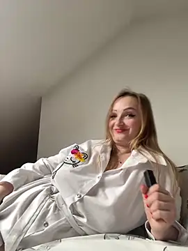 LadyTatiana online show from 01-21-25, 02:15