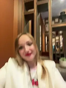 LadyTatiana online show from 02-01-25, 03:50