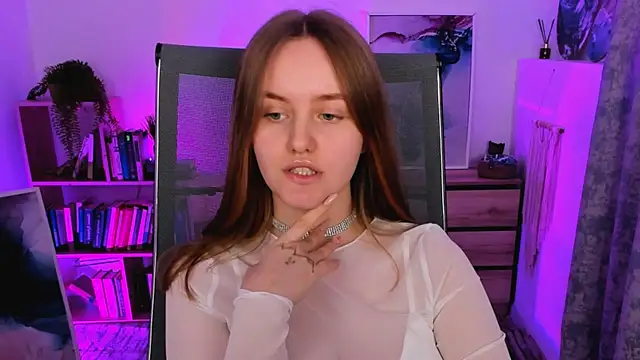 KellyPoter online show from 02-20-25, 12:47